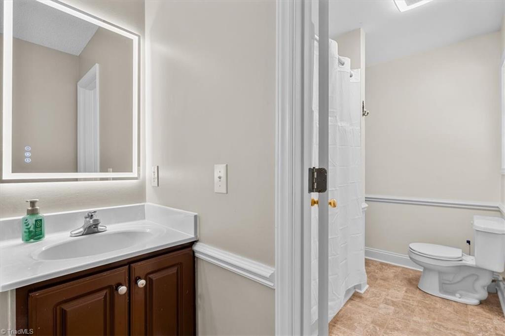 1056 Iron Mountain Road Asheboro, NC 27205 - Photo 23 of 37