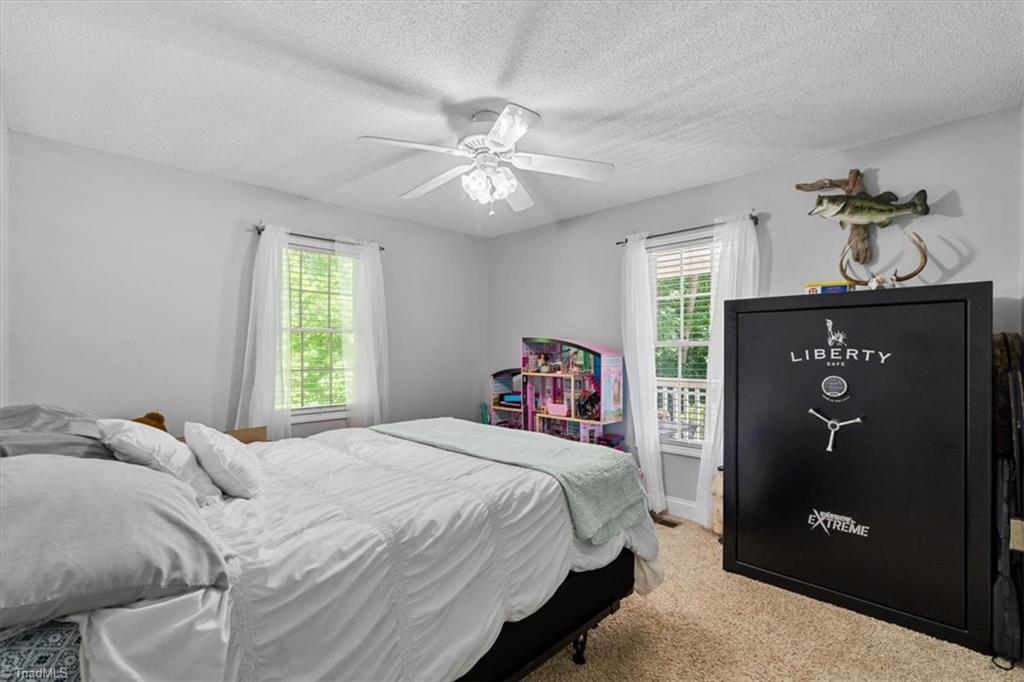 1056 Iron Mountain Road Asheboro, NC 27205 - Photo 27 of 37