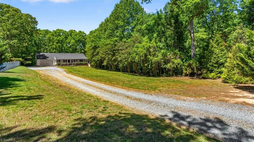 1056 Iron Mountain Road Asheboro, NC 27205 - Photo 36 of 37
