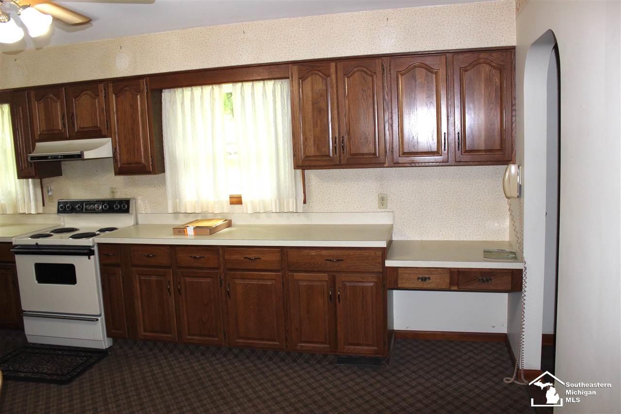 165 Ruff Drive Monroe, MI 48162 - Photo 18 of 42 Gallery Image 18