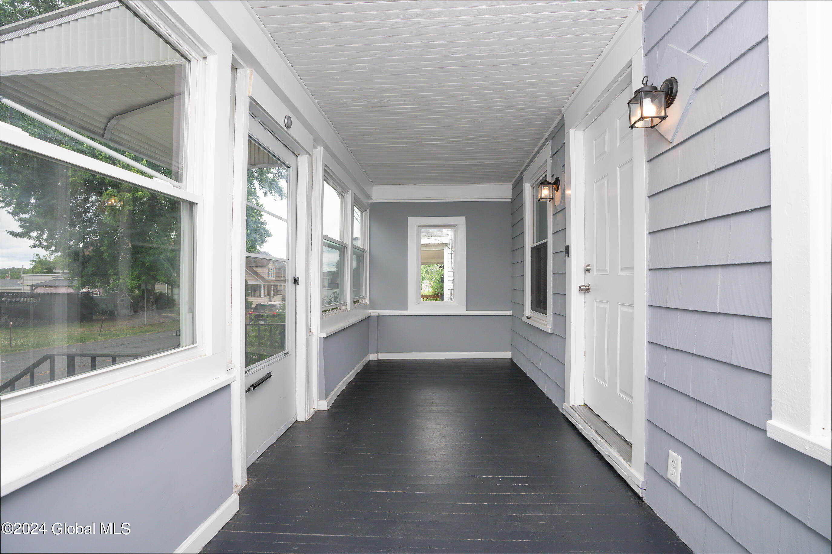 41 Osborne Road Albany, NY 12205 - Photo 3 of 33 006-41-Osborne-Rd
