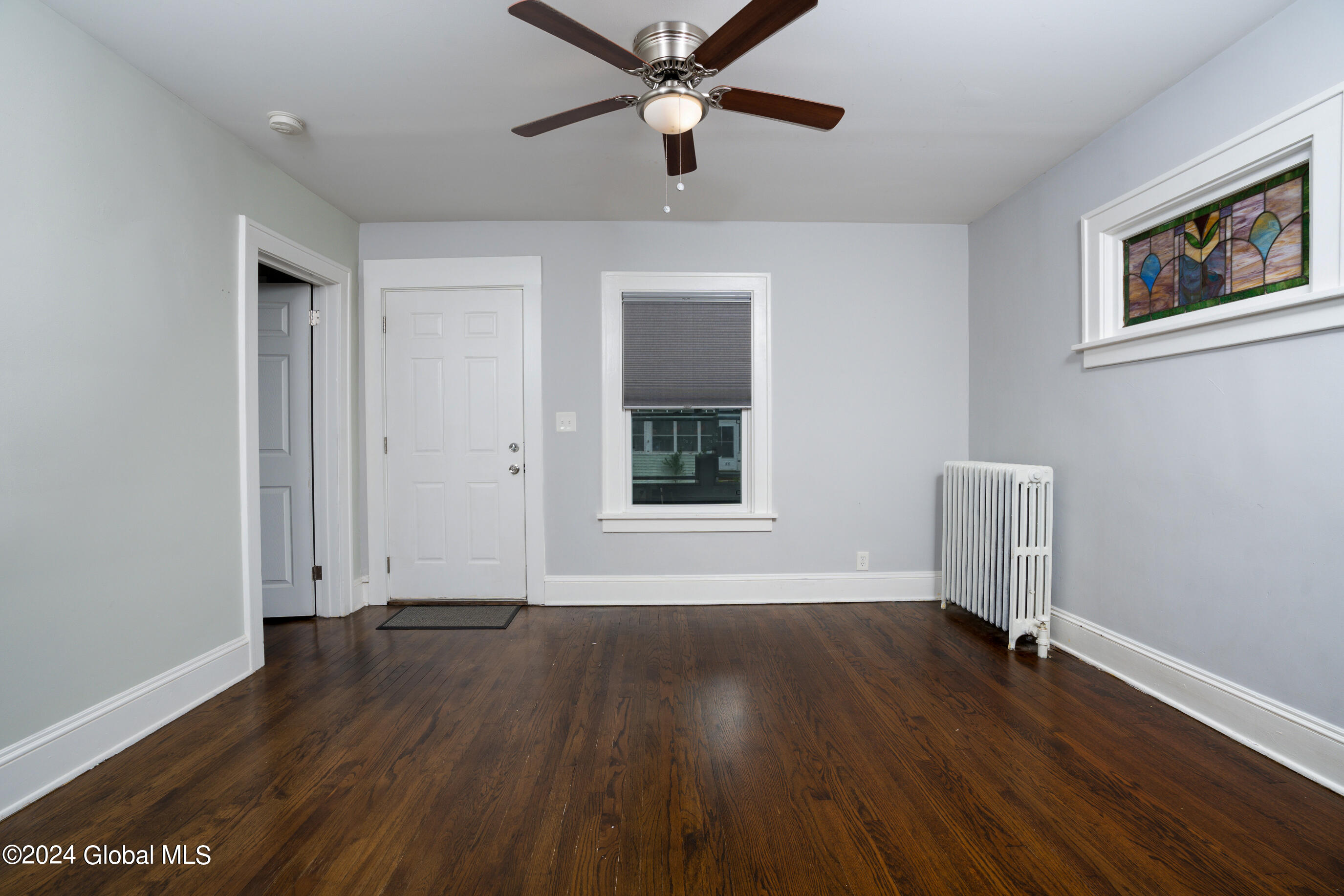 41 Osborne Road Albany, NY 12205 - Photo 5 of 33 009-41-Osborne-Rd