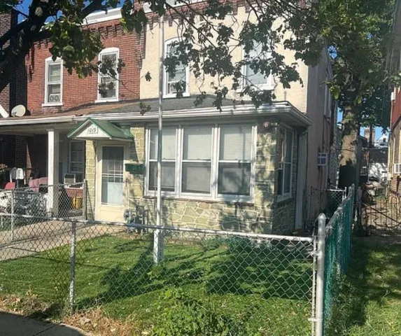 $189,800 | 1019 Yates Avenue, Marcus Hook, PA 19061