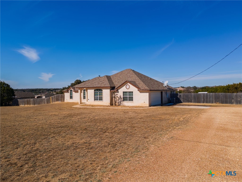 761 County Road 3340 Kempner, TX 76539 - Photo 2 of 39