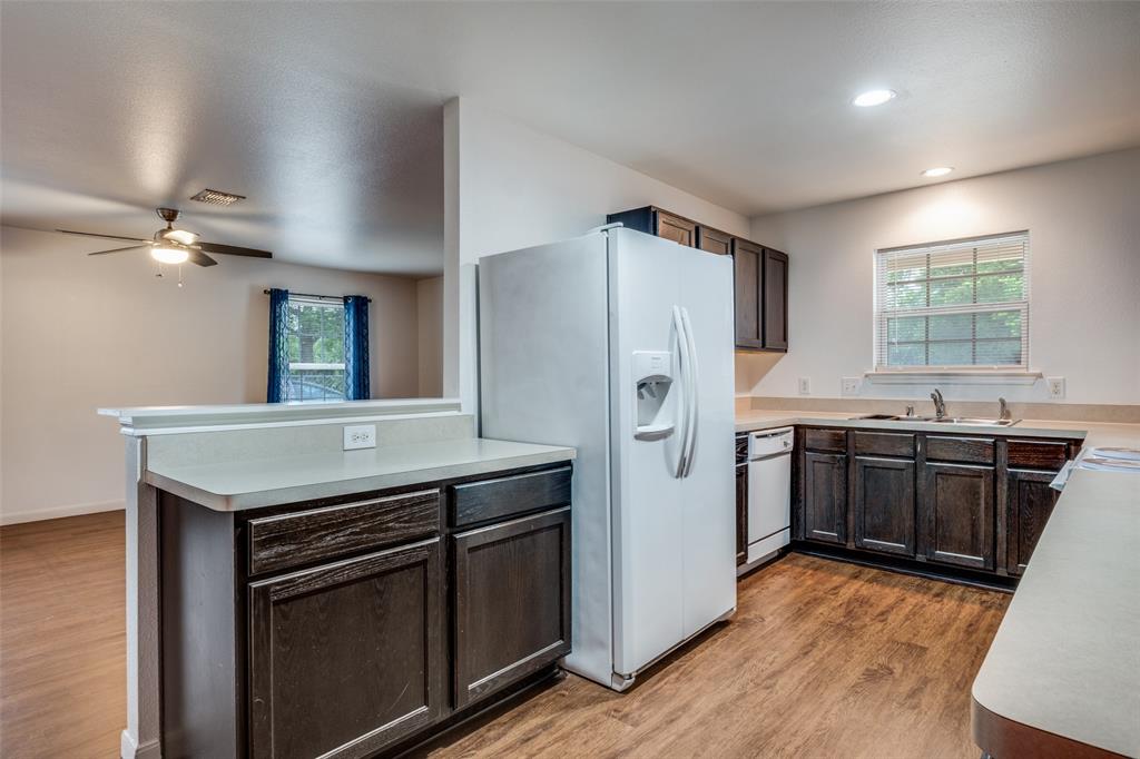 2727 Choice Street Dallas, TX 75215 - Photo 3 of 11