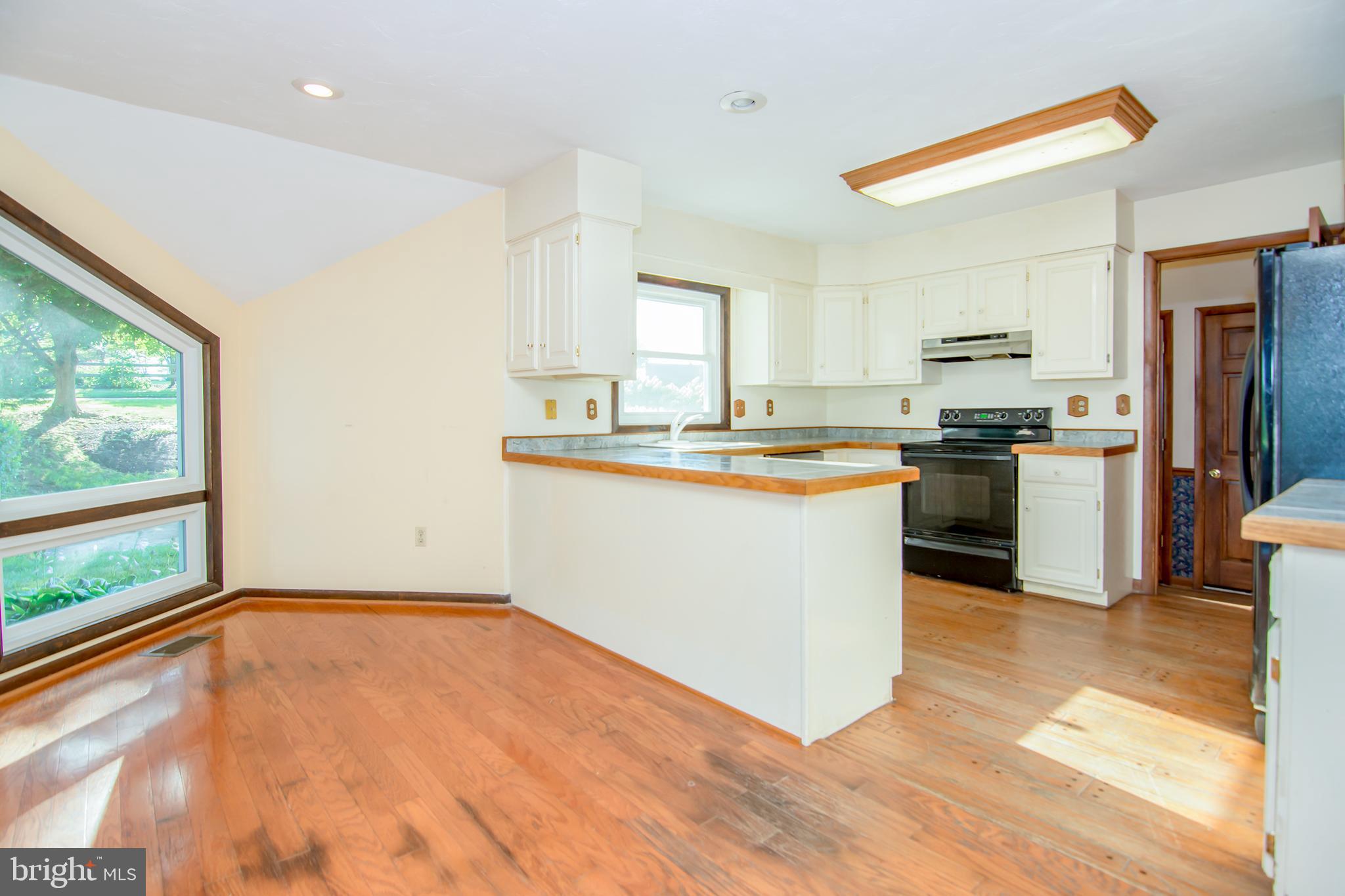 203 Bell Road Westminster, MD 21158 - Photo 22 of 37 Kitchen