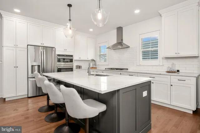 $895,000 | 4574 Old Saucon Road, Bethlehem, PA 18015