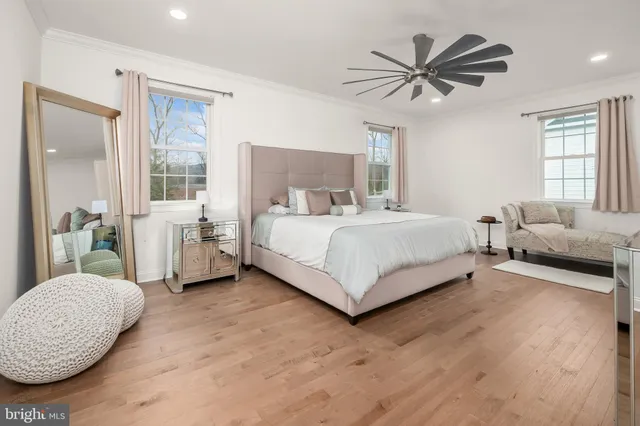 $895,000 | 4574 Old Saucon Road, Bethlehem, PA 18015