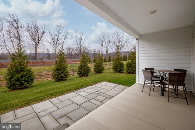 $895,000 | 4574 Old Saucon Road, Bethlehem, PA 18015