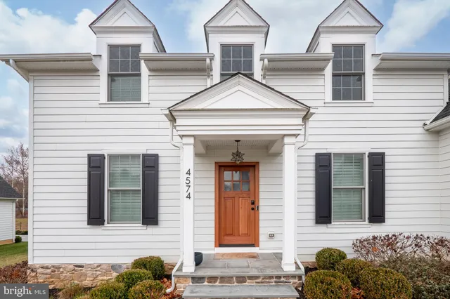 $895,000 | 4574 Old Saucon Road, Bethlehem, PA 18015