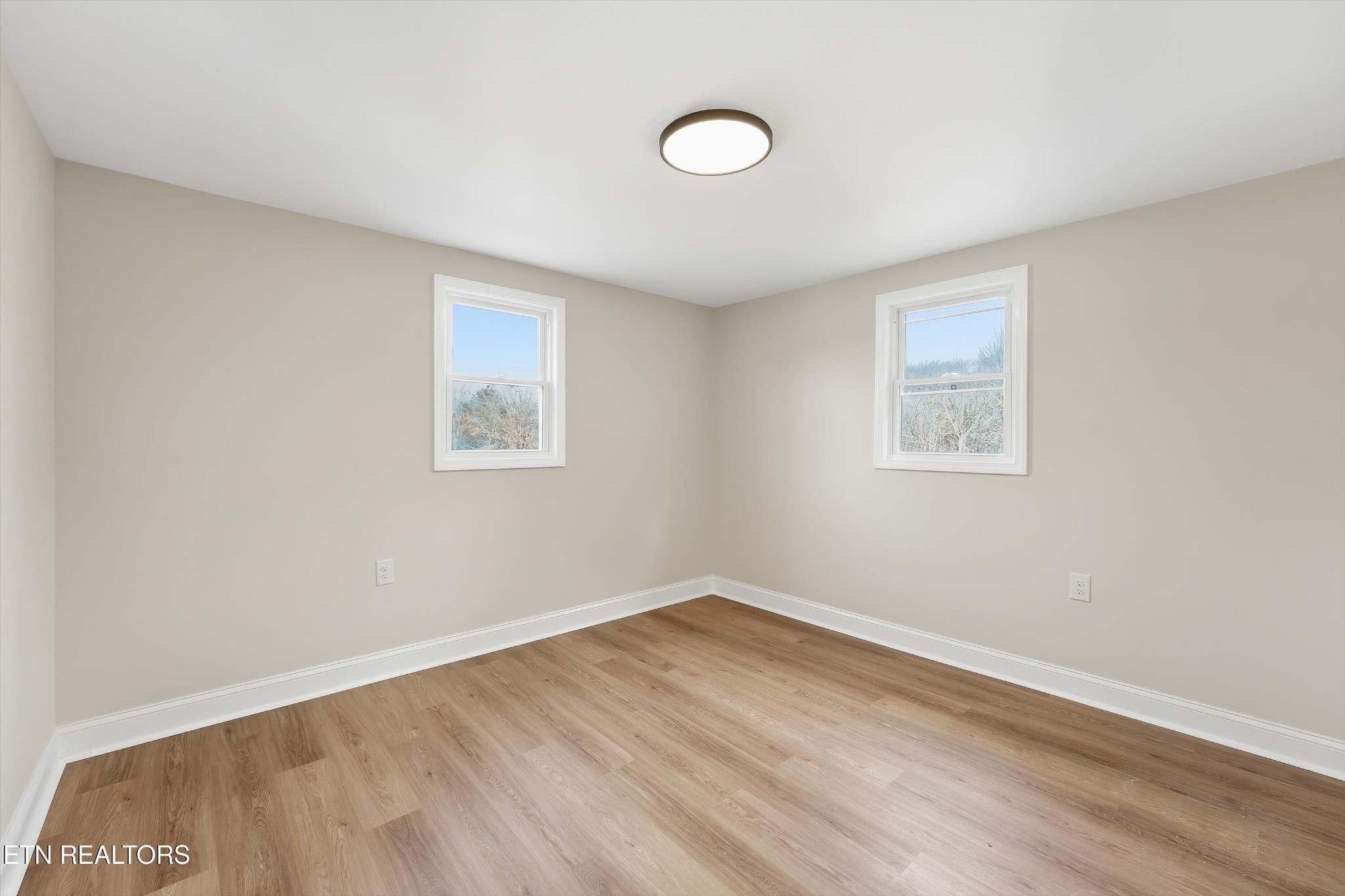567 Dogwood Road Rockwood, TN 37854 - Photo 21 of 48 a view of a room that has a window in it