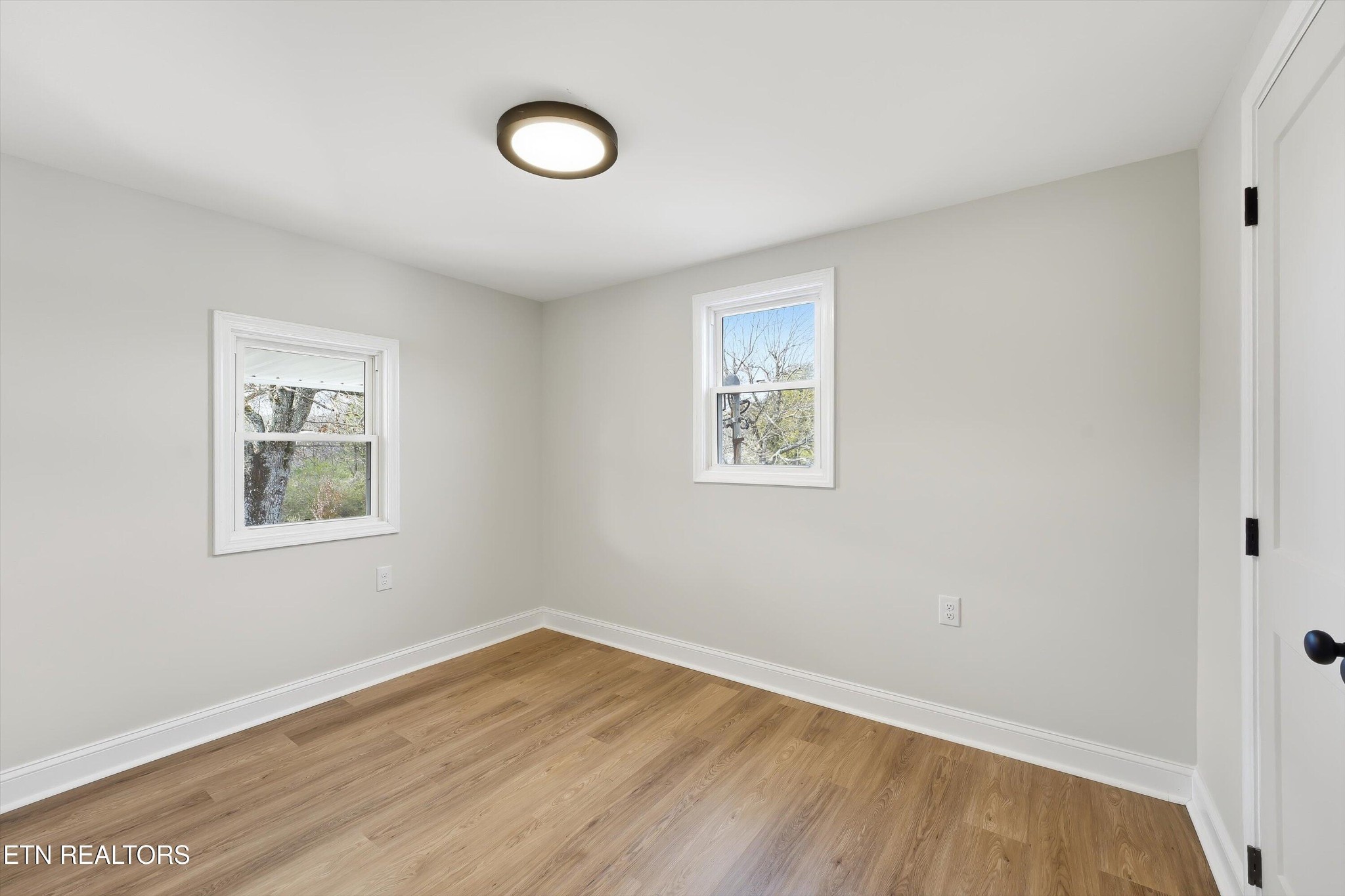 567 Dogwood Road Rockwood, TN 37854 - Photo 22 of 48 a view of empty room with wooden floor