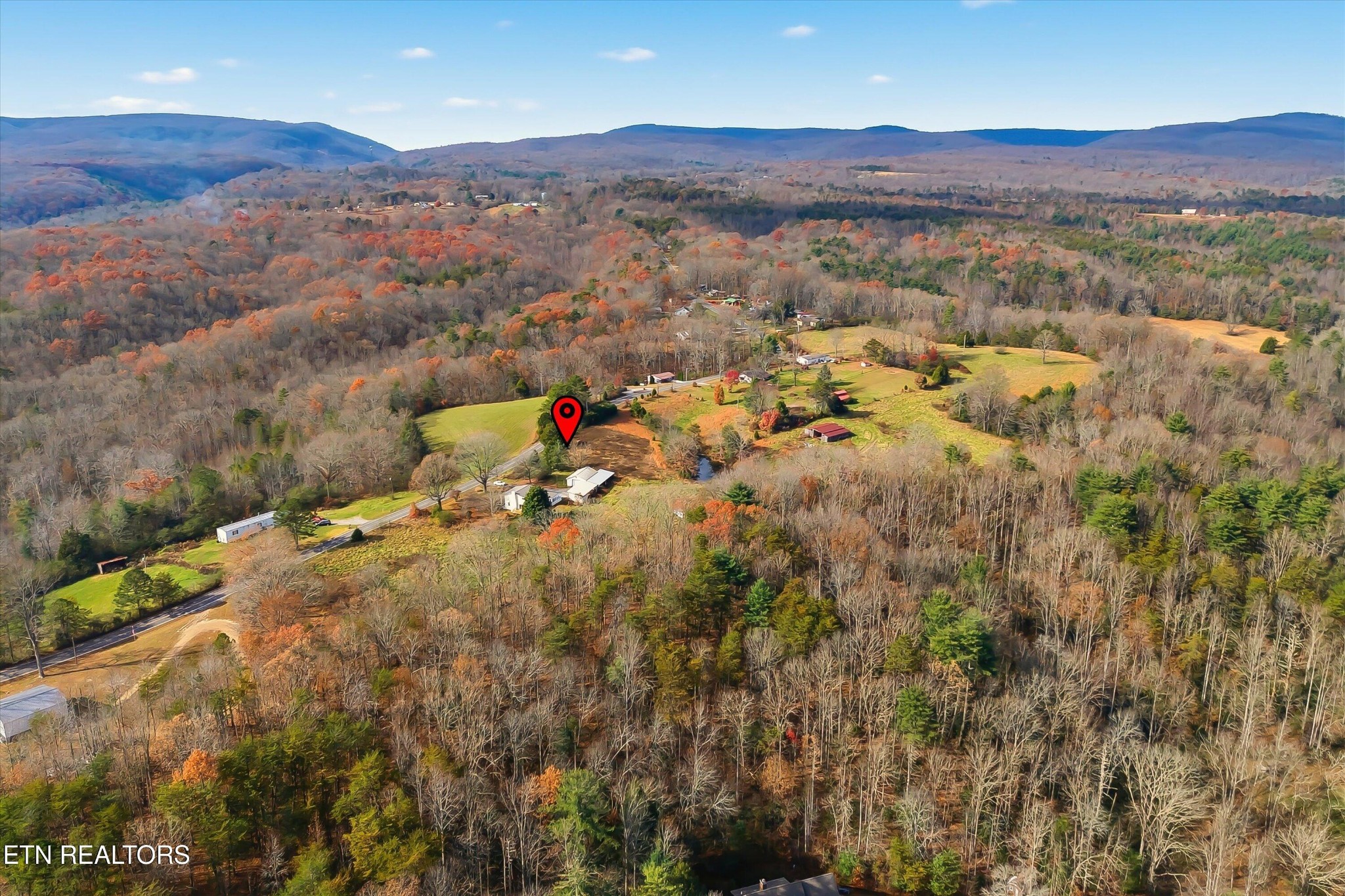567 Dogwood Road Rockwood, TN 37854 - Photo 39 of 48 a view of a mountain in the distance