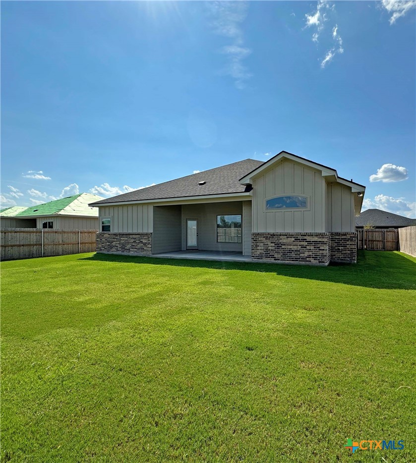 4521 Agave Trail Temple, TX 76502 - Photo 25 of 25 a front view of a house with a garden