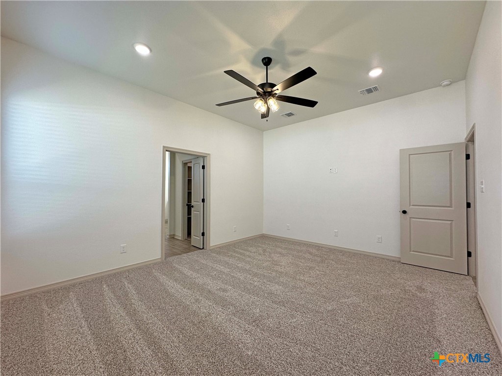 4521 Agave Trail Temple, TX 76502 - Photo 10 of 25 a view of an empty room and a ceiling fan