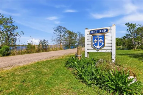 $229,000 | 31 Rue Du Sud, Madisonville, LA 70447