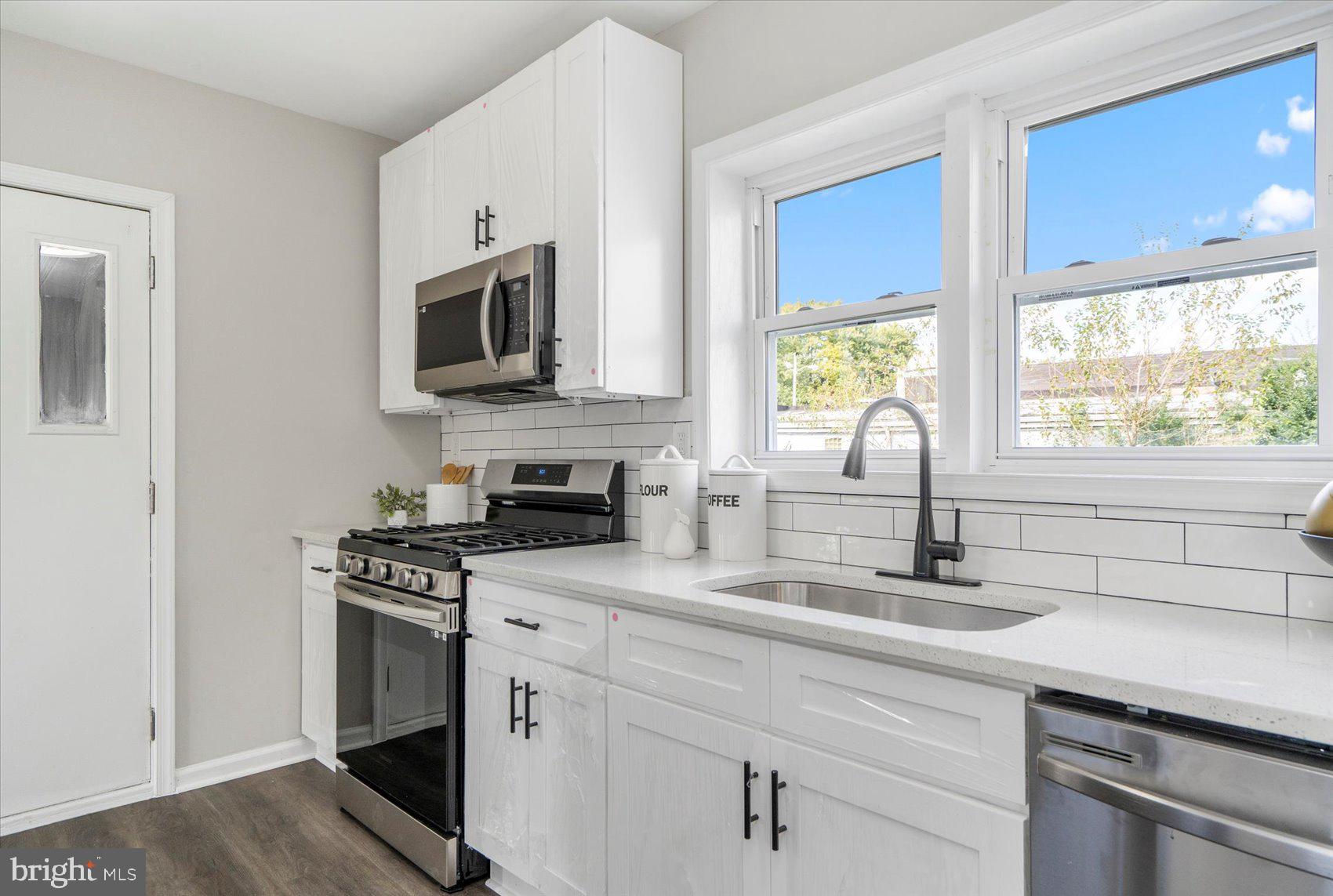 110 Riverside Drive Essex, MD 21221 - Photo 23 of 55