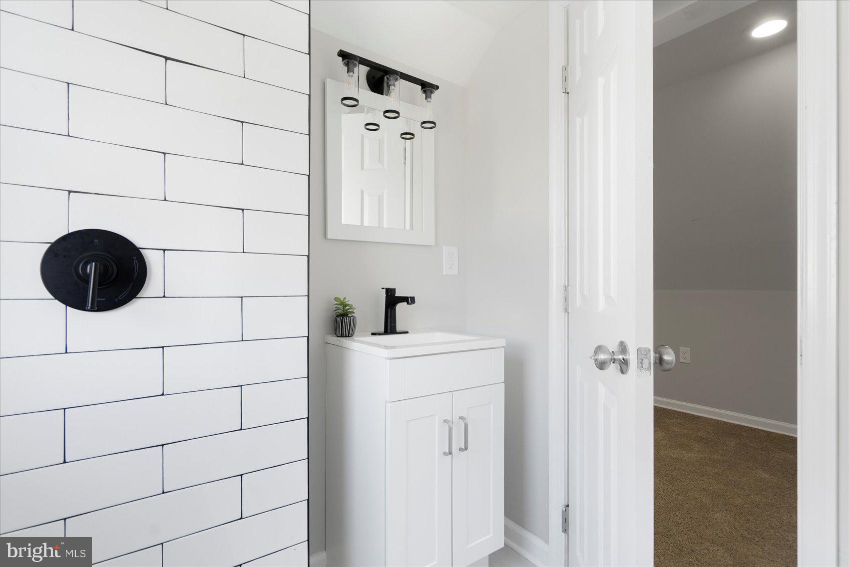 110 Riverside Drive Essex, MD 21221 - Photo 47 of 55