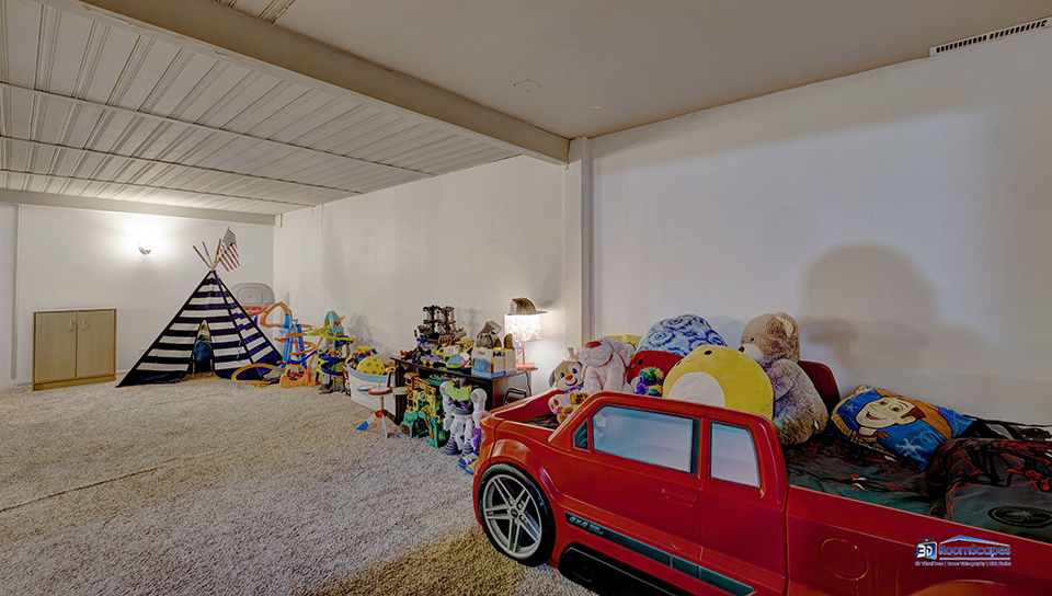 348 Raupp Boulevard Buffalo Grove, IL 60089 - Photo 21 of 41 a view of car garage