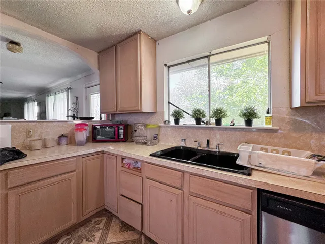 $450,000 | 616 Travis Street, Webster, TX 77598