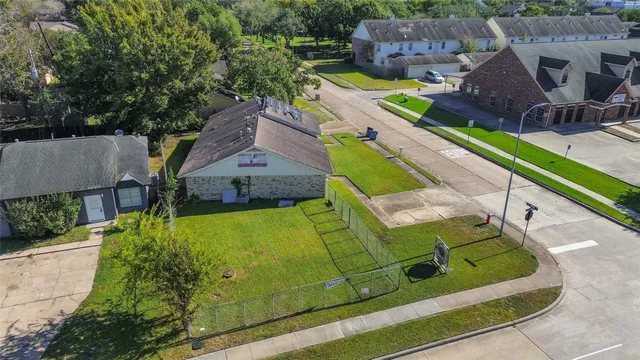 $450,000 | 616 Travis Street, Webster, TX 77598