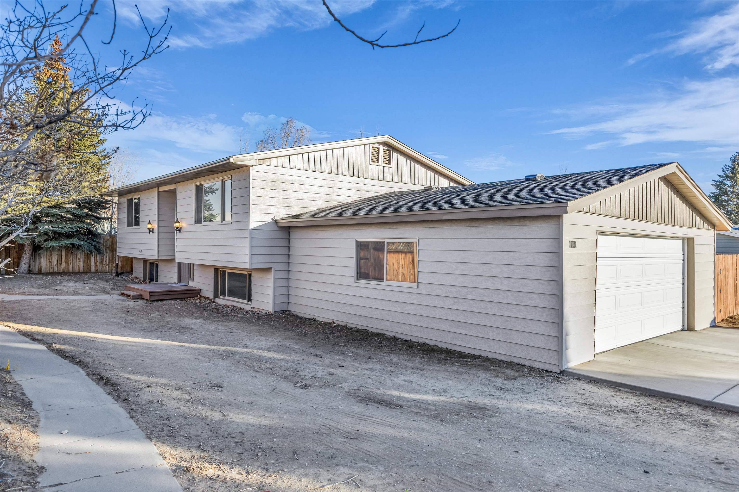 1005 View Street Rock Springs, WY 82901 - Photo 3 of 26