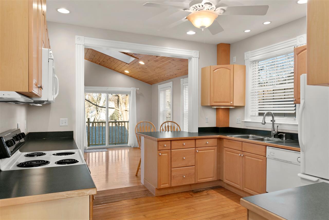 117 Middle Road Portsmouth, NH 03801 - Photo 4 of 22