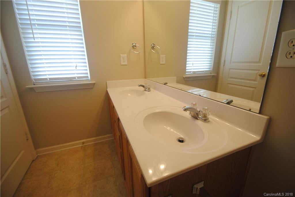 6306 Gammon Road, Unit 17 Charlotte, NC 28269 - Photo 16 of 16 Gallery Image 16