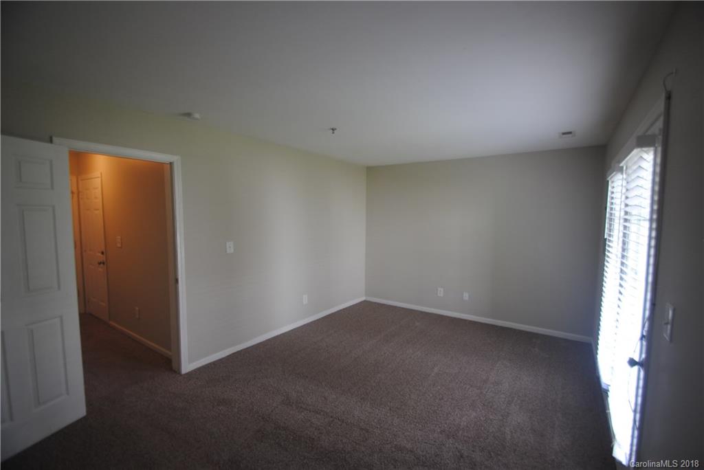 6306 Gammon Road, Unit 17 Charlotte, NC 28269 - Photo 4 of 16 Gallery Image 4