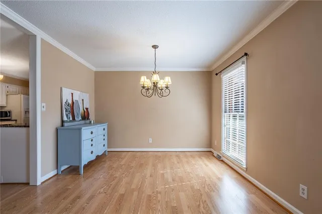 $289,000 | 8 Timberwood Drive, Silver Creek, GA 30173