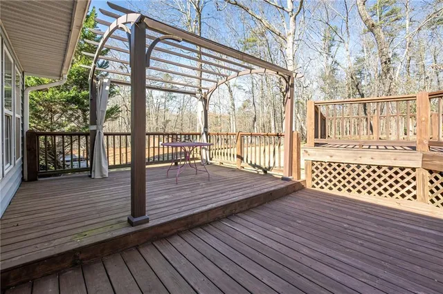 $289,000 | 8 Timberwood Drive, Silver Creek, GA 30173