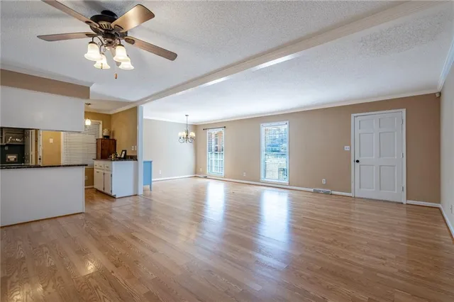 $289,000 | 8 Timberwood Drive, Silver Creek, GA 30173