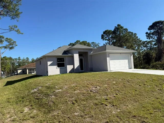 $298,900 | 193 Castle Avenue South, Lehigh Acres, FL 33974