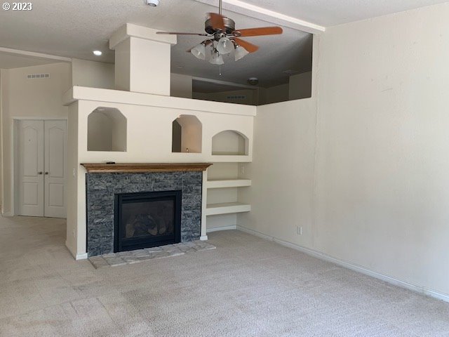 342 Aspen Goldendale, WA 98620 - Photo 10 of 40 Family Room