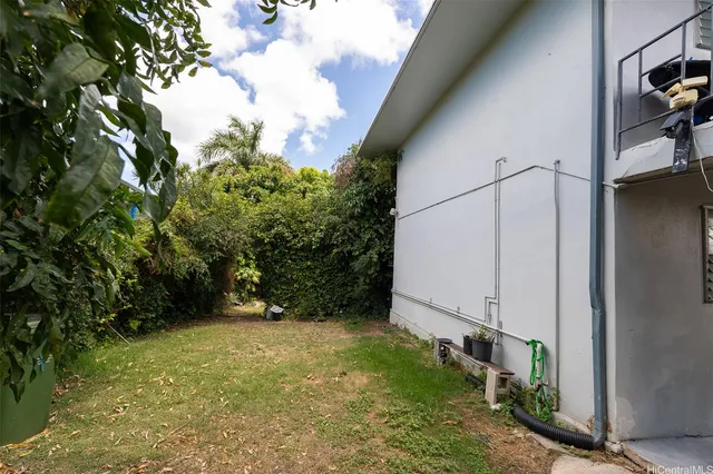 a view of an outdoor space and a yard