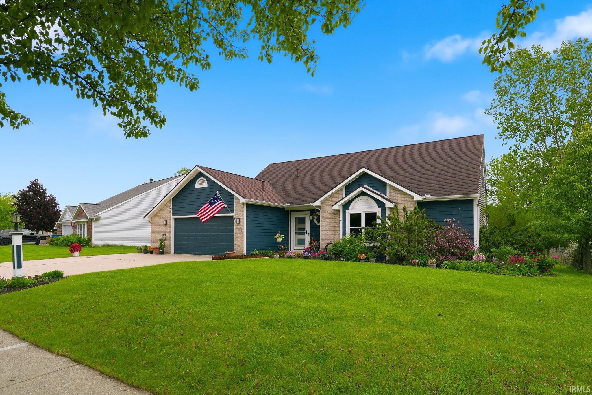 14523 Firethorne Path Fort Wayne, IN 46814 - Photo 3 of 41