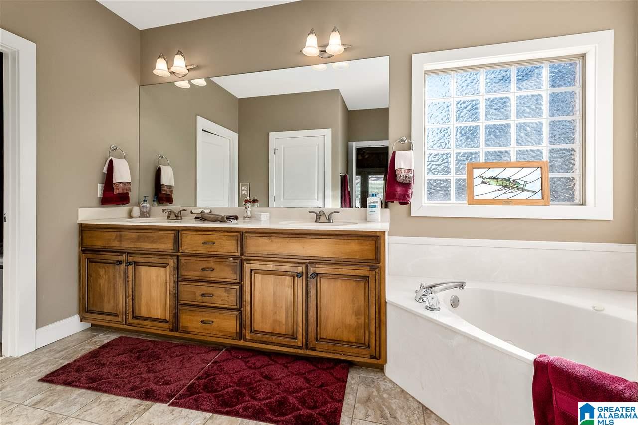 47 White Oak Circle Springville, AL 35146 - Photo 12 of 26