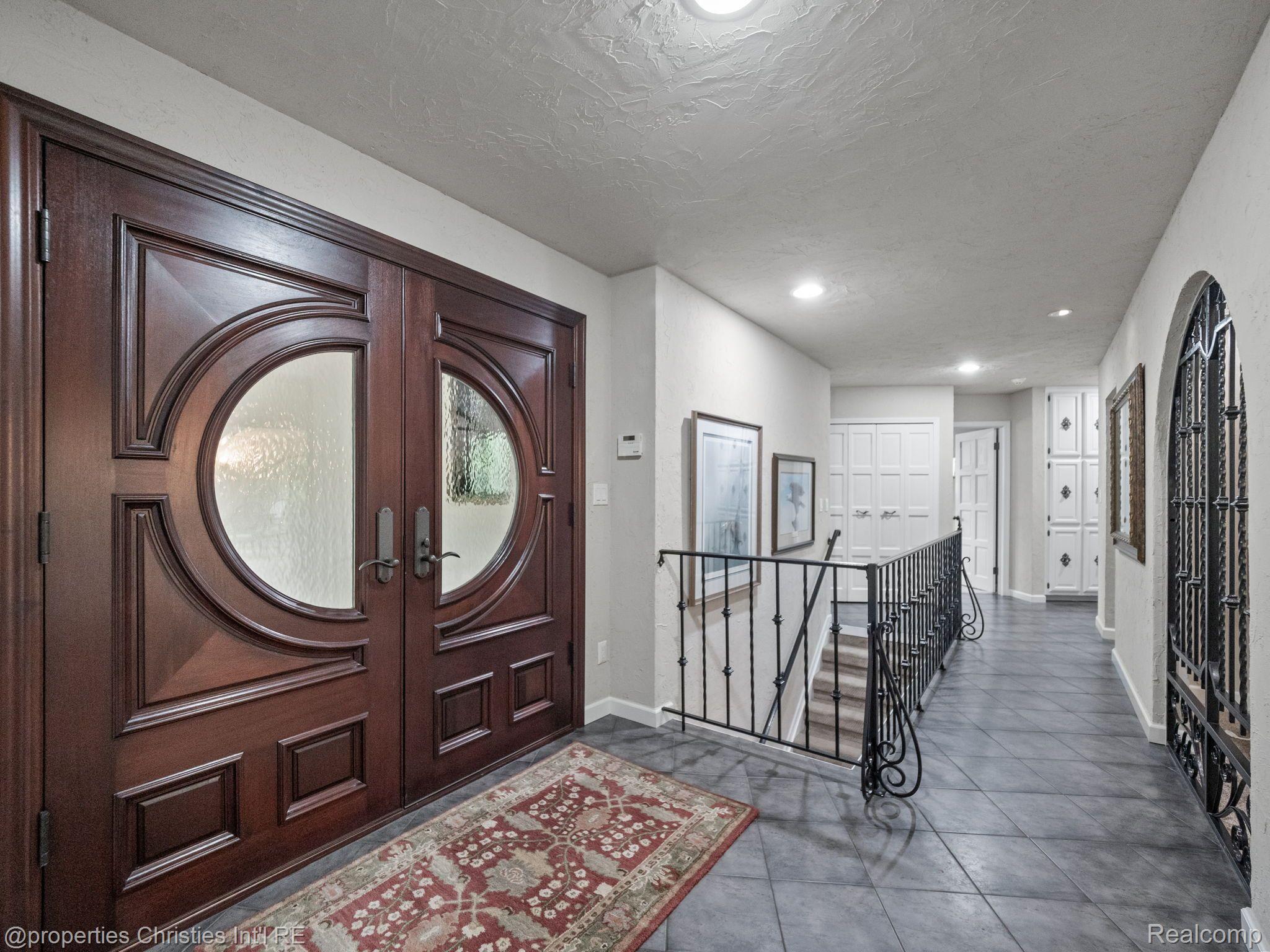 835 Northgate Road Rochester, MI 48306 - Photo 9 of 65 Gallery Image 9