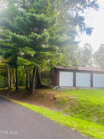 $225,000 | 9616 Mountain Cove Road, Pound, VA 24279