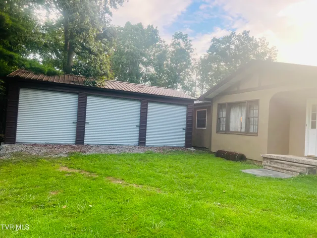 $225,000 | 9616 Mountain Cove Road, Pound, VA 24279