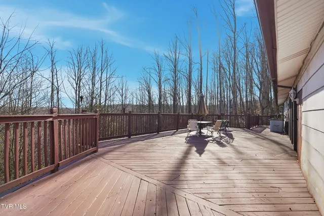 $220,000 | 9616 Mountain Cove Road, Pound, VA 24279