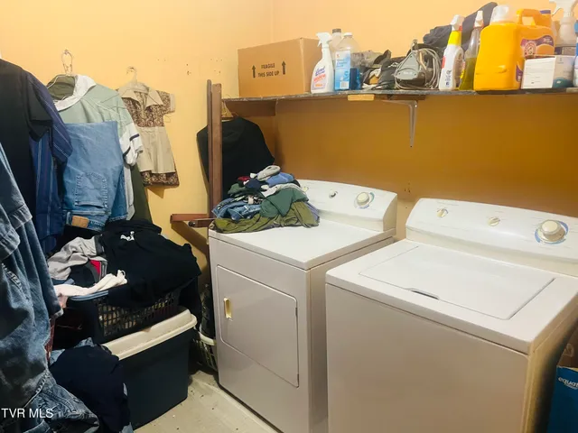 $225,000 | 9616 Mountain Cove Road, Pound, VA 24279