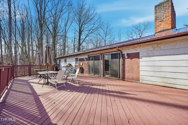 $220,000 | 9616 Mountain Cove Road, Pound, VA 24279