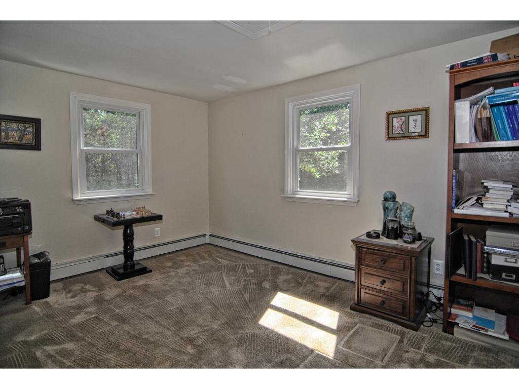 51 Plummer Road Bedford, NH 03110 - Photo 12 of 21