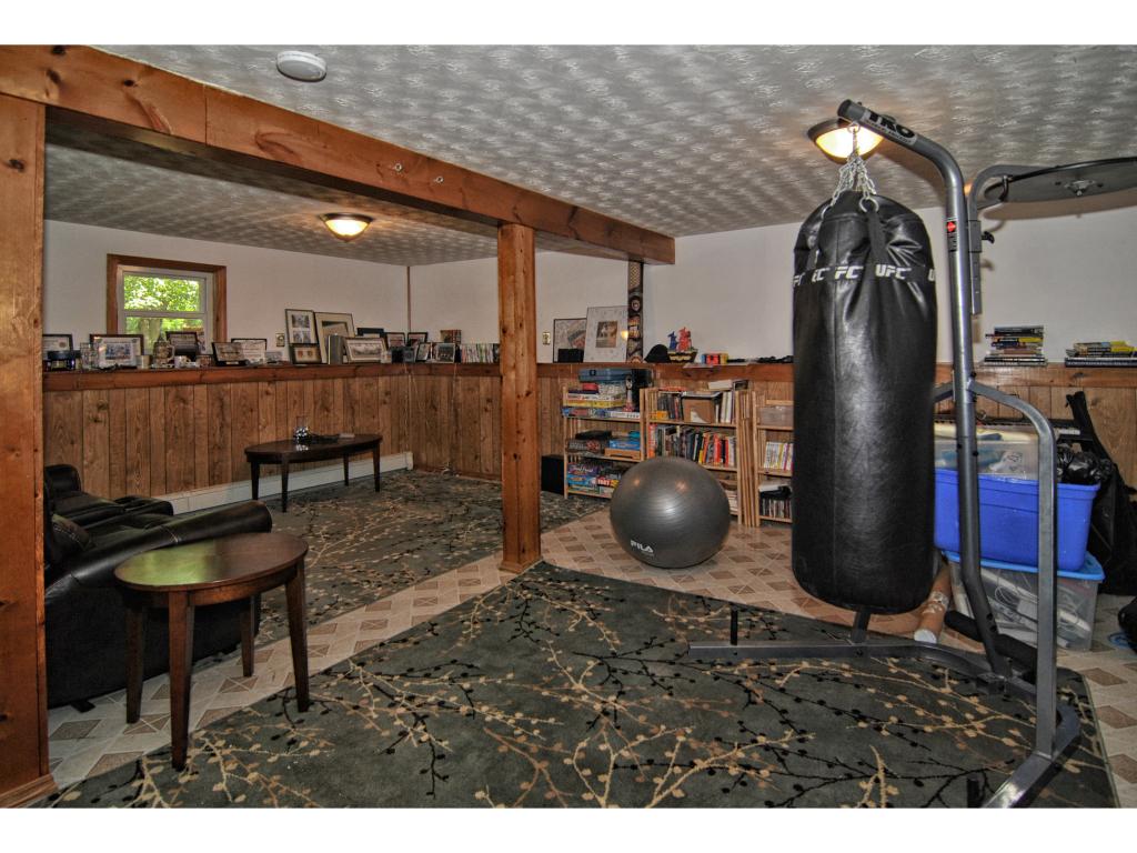 51 Plummer Road Bedford, NH 03110 - Photo 15 of 21