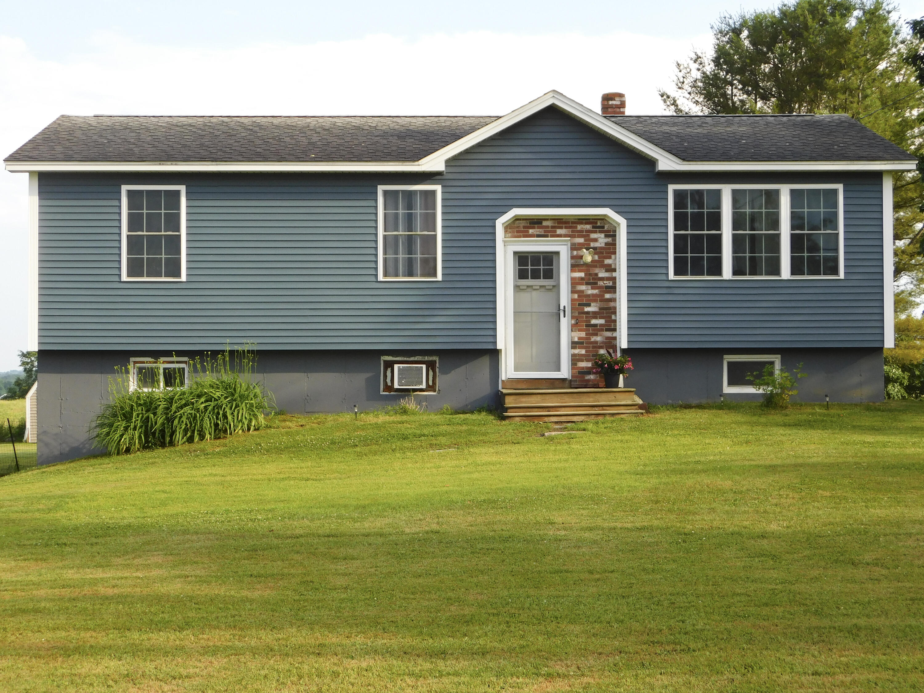 382 Exeter Road Corinth, ME 04427 - Photo 3 of 76 64
