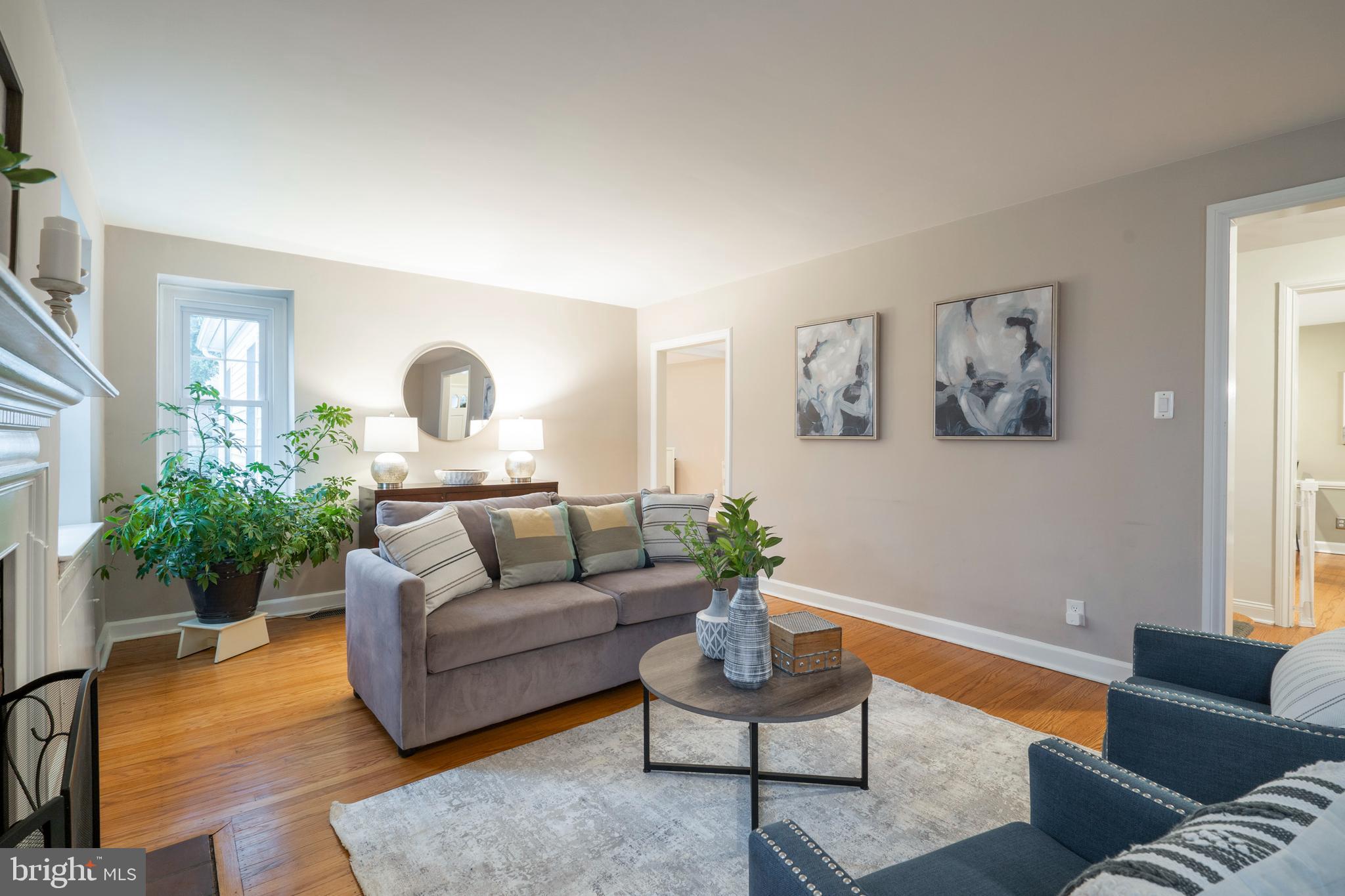 156 Vassar Road Bala Cynwyd, PA 19004 - Photo 19 of 53 Living Room