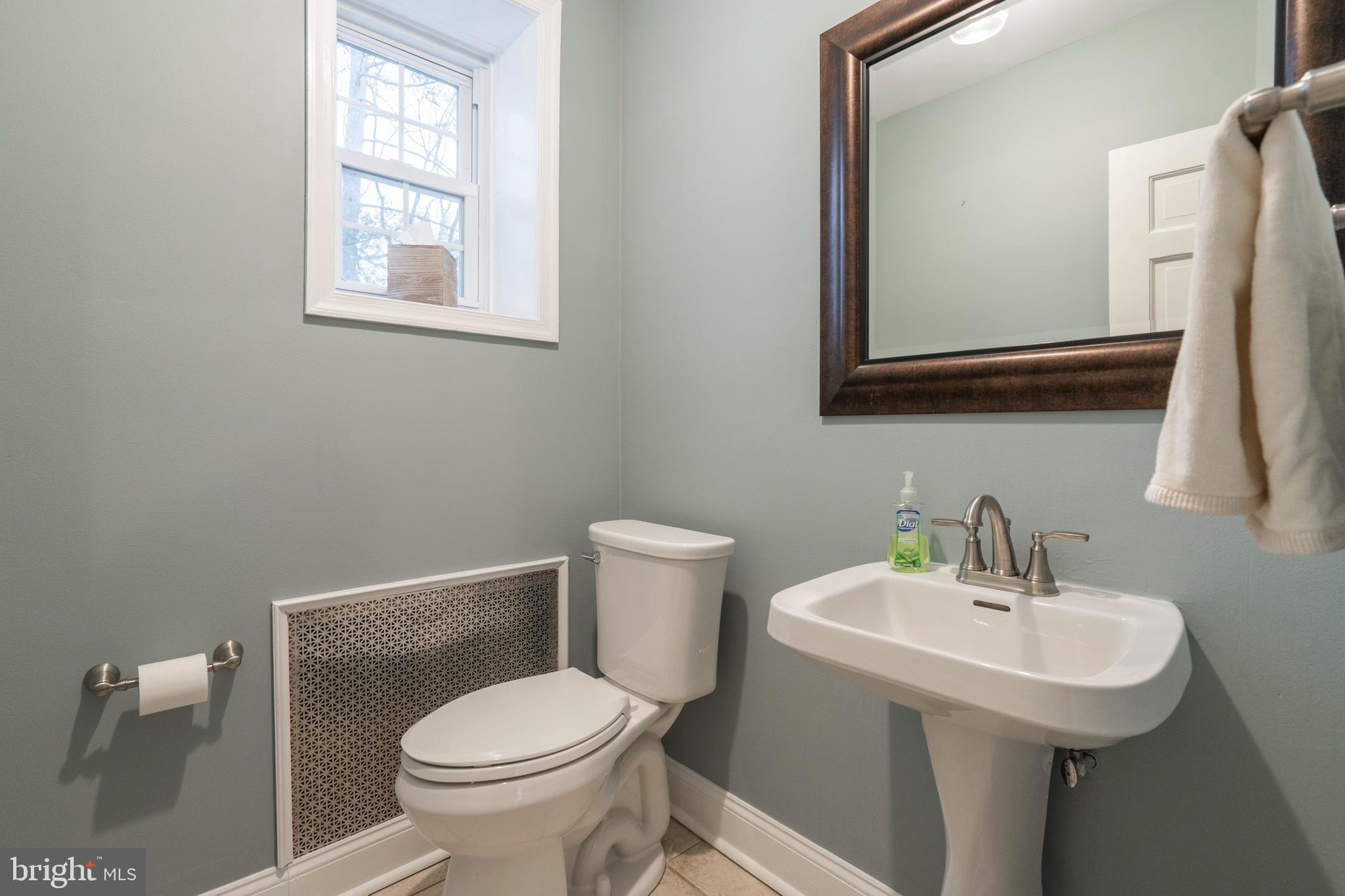 156 Vassar Road Bala Cynwyd, PA 19004 - Photo 24 of 53 1st Floor Half Bath