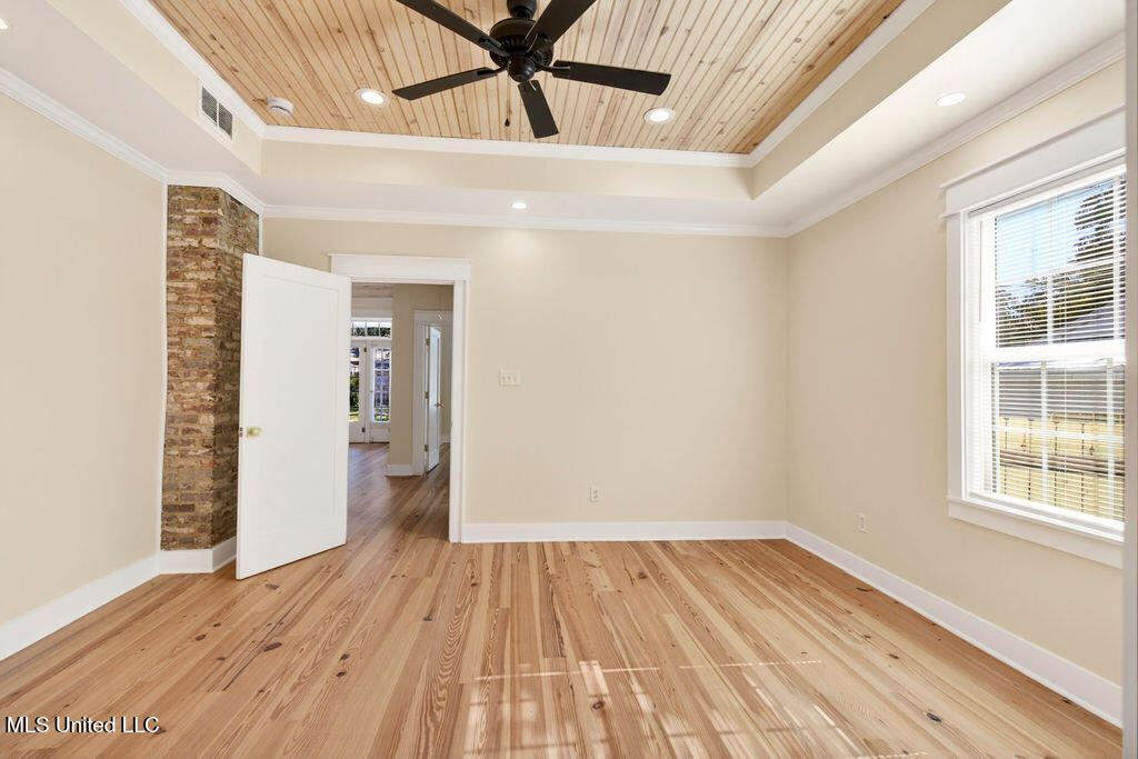 247 Forrest Avenue Biloxi, MS 39530 - Photo 14 of 39 247ForrestAve-14