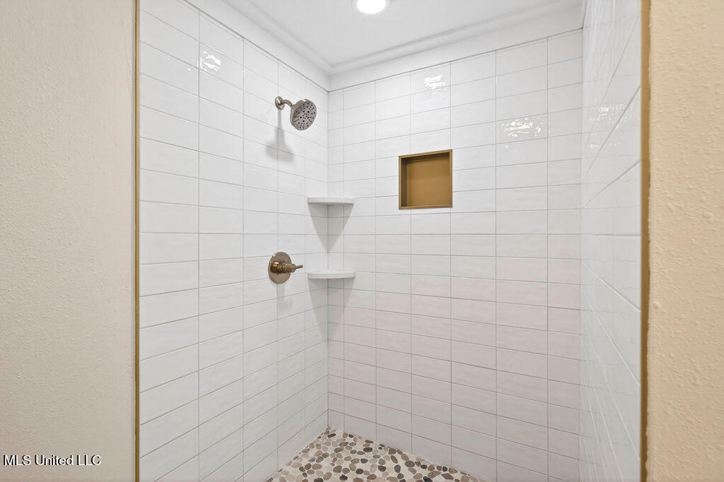 247 Forrest Avenue Biloxi, MS 39530 - Photo 16 of 39 247ForrestAve-16